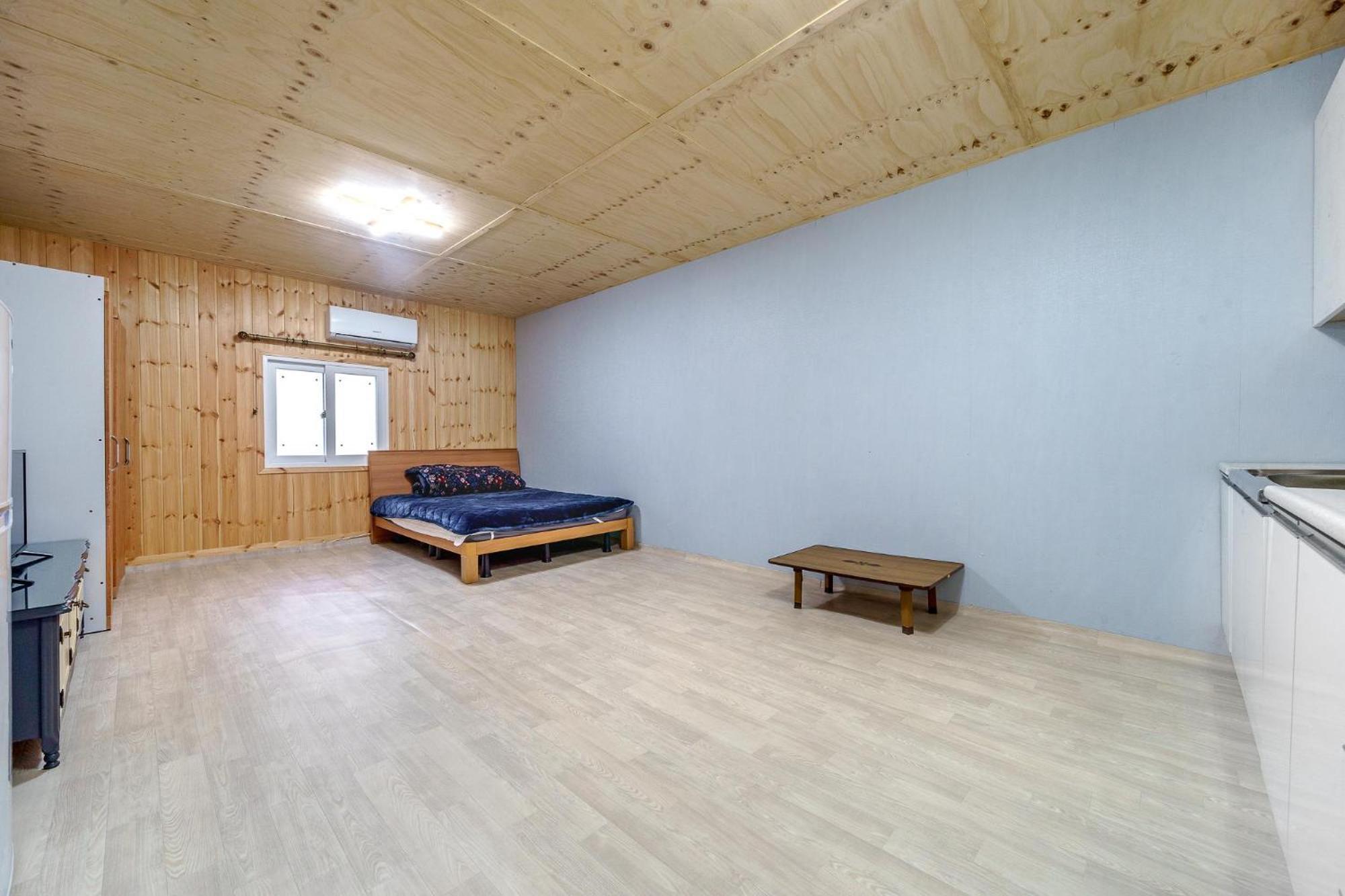 Goseong Jjun Camping Pension Goseong (Gangwon) Værelse billede