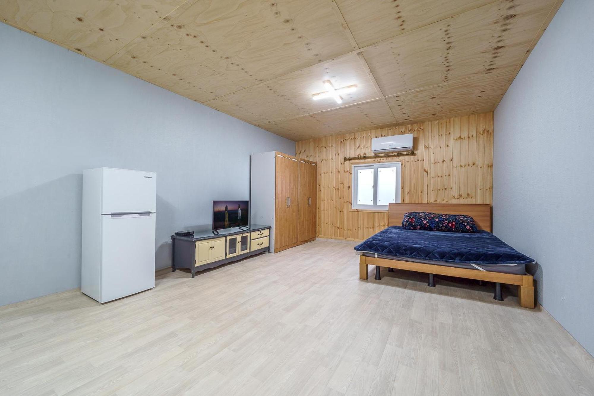 Goseong Jjun Camping Pension Goseong (Gangwon) Værelse billede